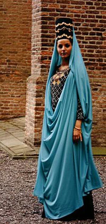 پوشش در ایران,پوشاک در ایران ,لباس زنان در زمان اشکانی 