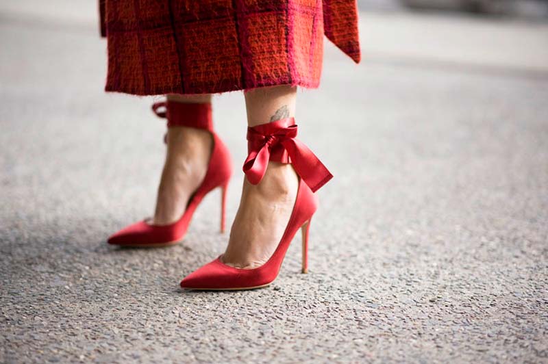 کفش پاشنه بلند قرمز